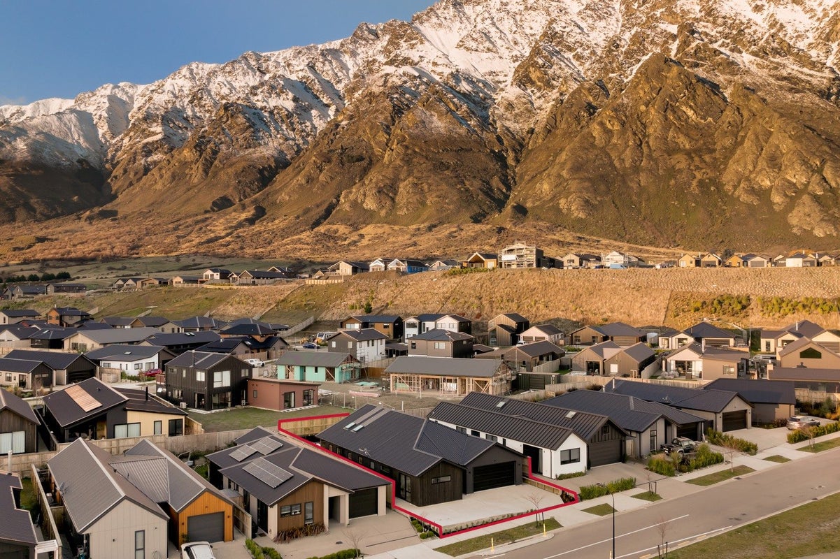95 Muster Road, Jacks Point, Queenstown - Carousel 34