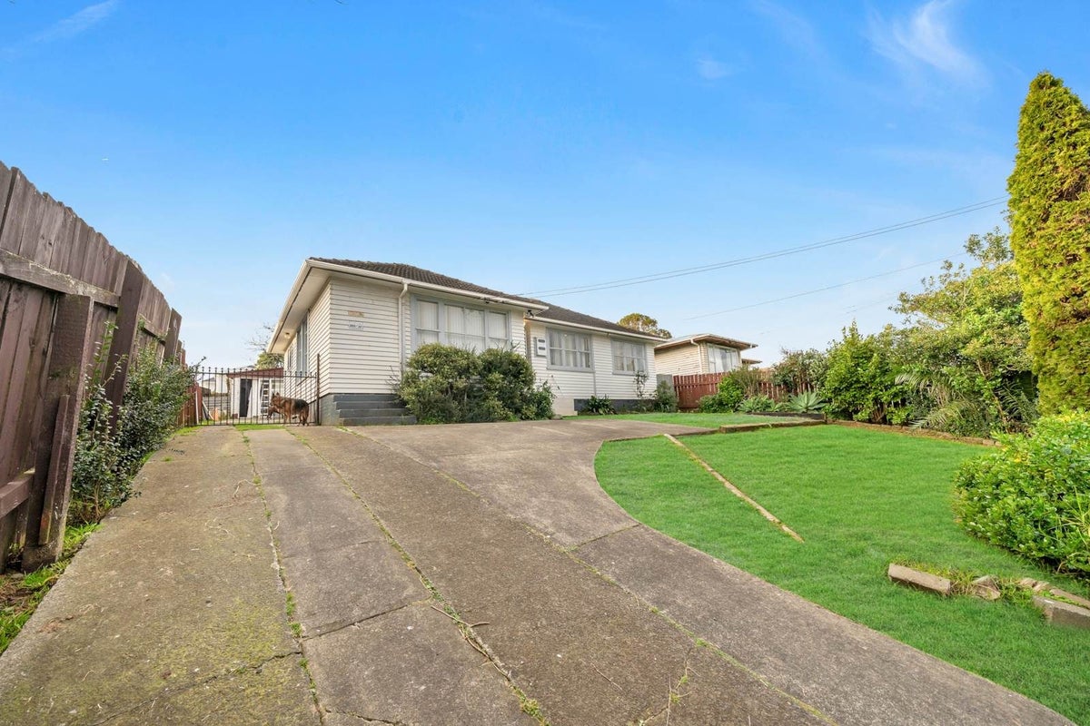 30 Plumley Crescent, Mangere, Auckland - Carousel 2