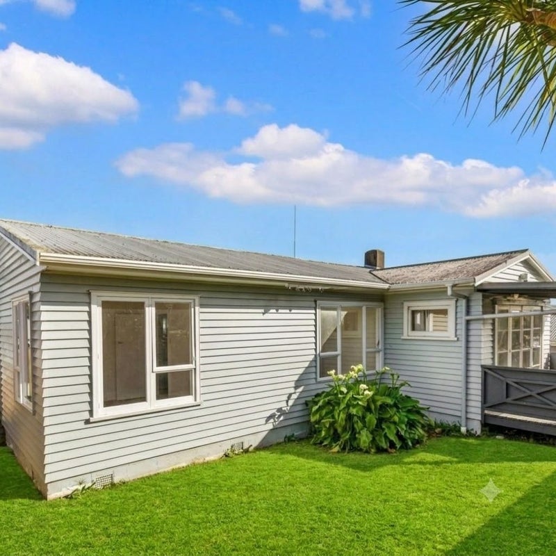 145 Rosier Road, Glen Eden, Auckland - Carousel 1