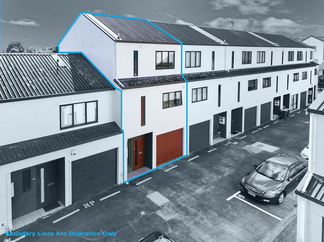 7/12 Ambrico Place, New Lynn, Auckland - Carousel 2