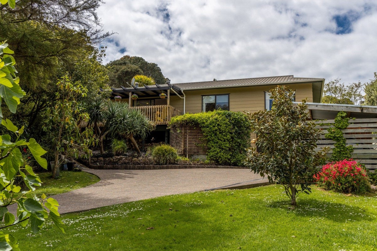 44 Te Toki Road, Ostend, Waiheke Island - Carousel 20