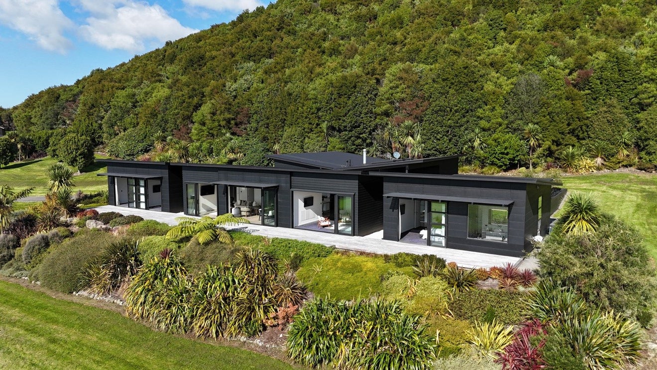 23/275 Pukehangi Road, Sunnybrook, Rotorua - Carousel 1