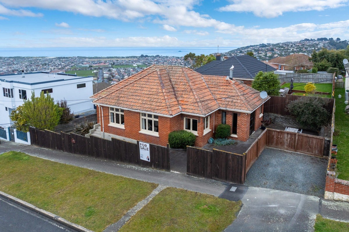 7 Kirriemuir Street, Maryhill, Dunedin - Carousel 12