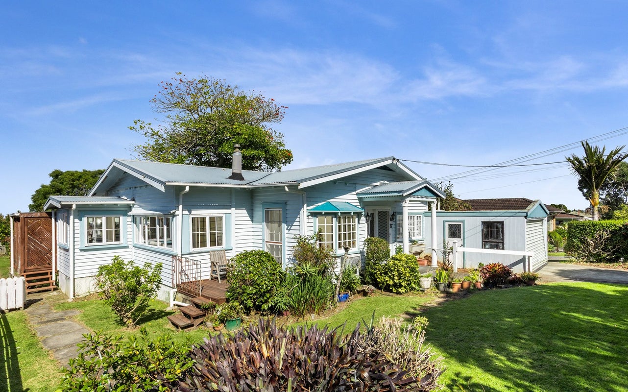29 Arthur Road, Hillpark, Auckland - Carousel 1