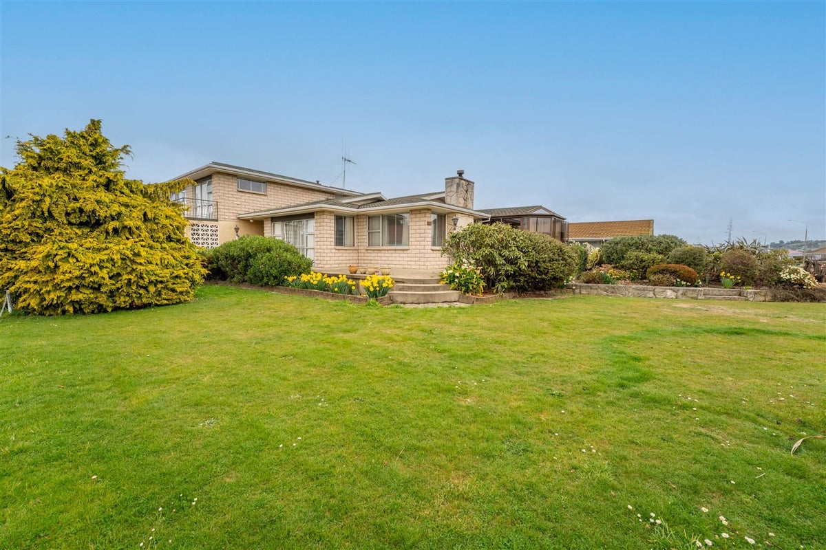 547 Thames Highway, Oamaru North, Oamaru - Carousel 19
