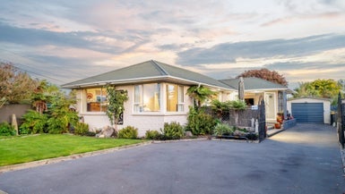 14 Bideford Place, Dallington, Christchurch - Carousel 1