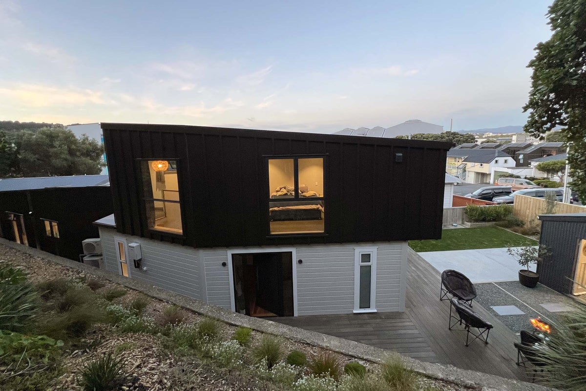 16 Tully Street, Kilbirnie, Wellington, Wellington - Carousel 1