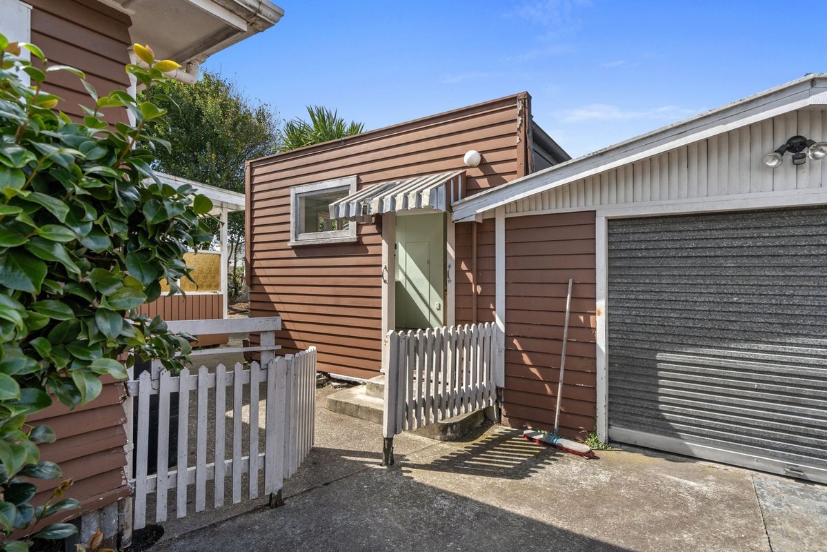 86 Parkers Road, Tahunanui, Nelson - Carousel 21
