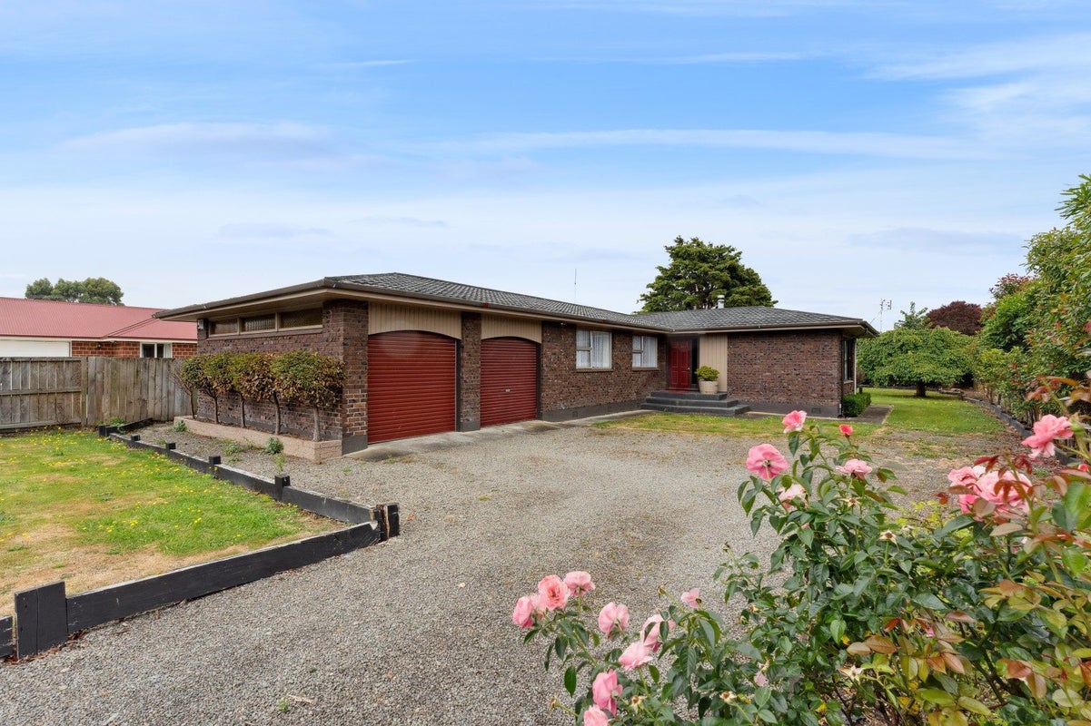 100 Huxley Street, Pahiatua, Pahiatua - Carousel 1