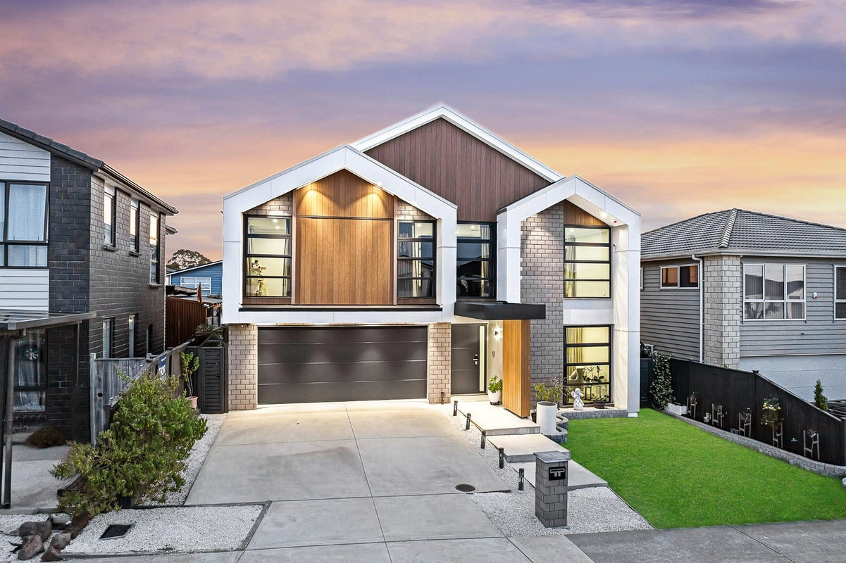 19 Tinaku Road, Flat Bush, Auckland - Carousel 50