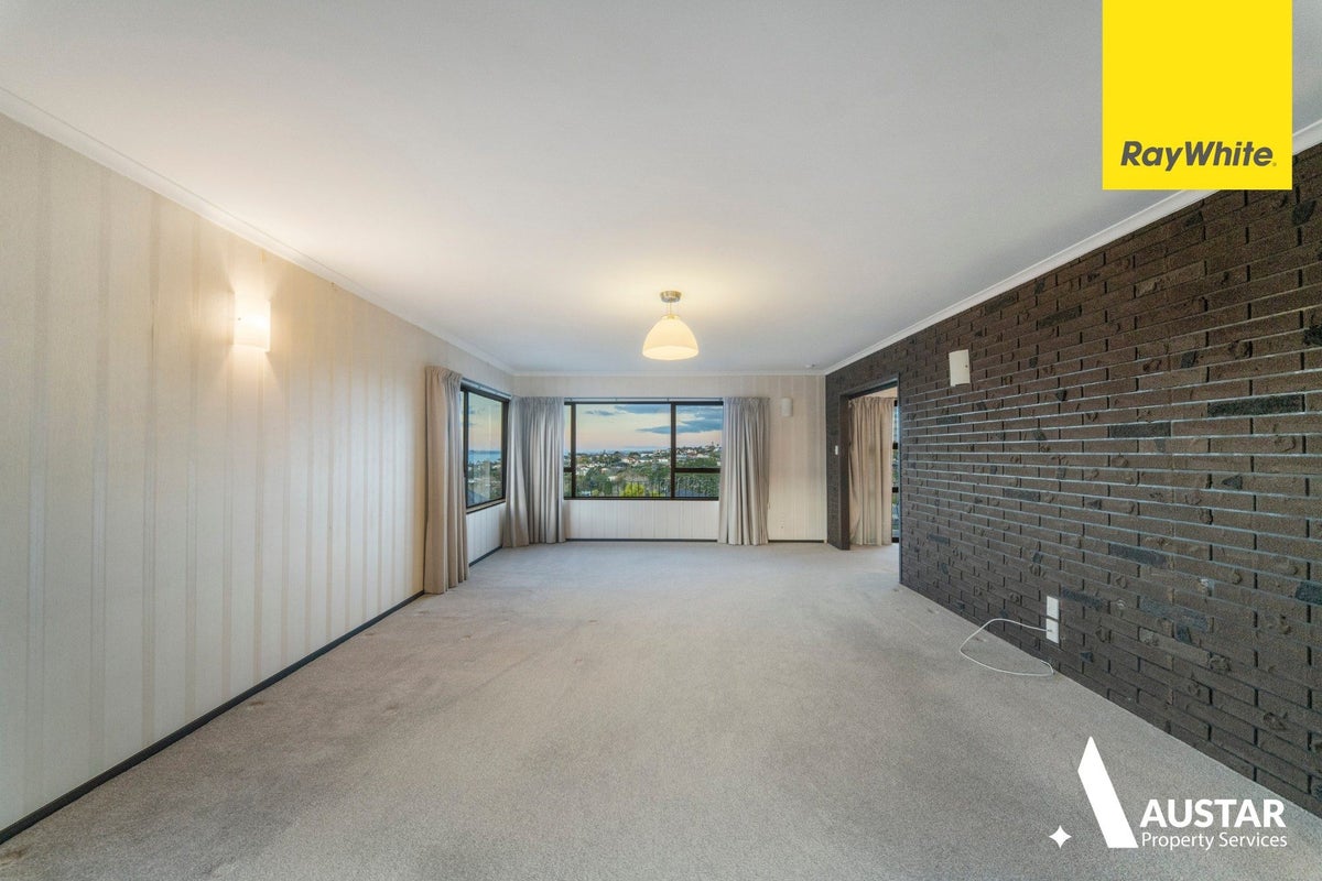 38 Haseler Crescent, Howick, Auckland - Carousel 2