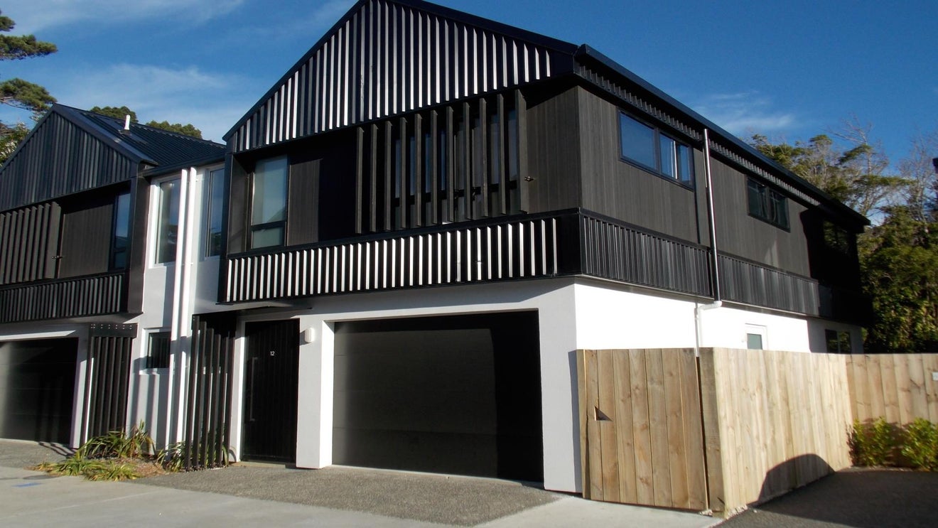 12/6 Bushland Grove, Paparangi, Wellington - Carousel 2