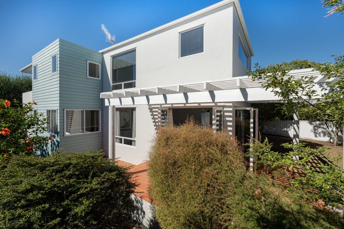 4A Kawau Road, Greenlane, Auckland - Carousel 1