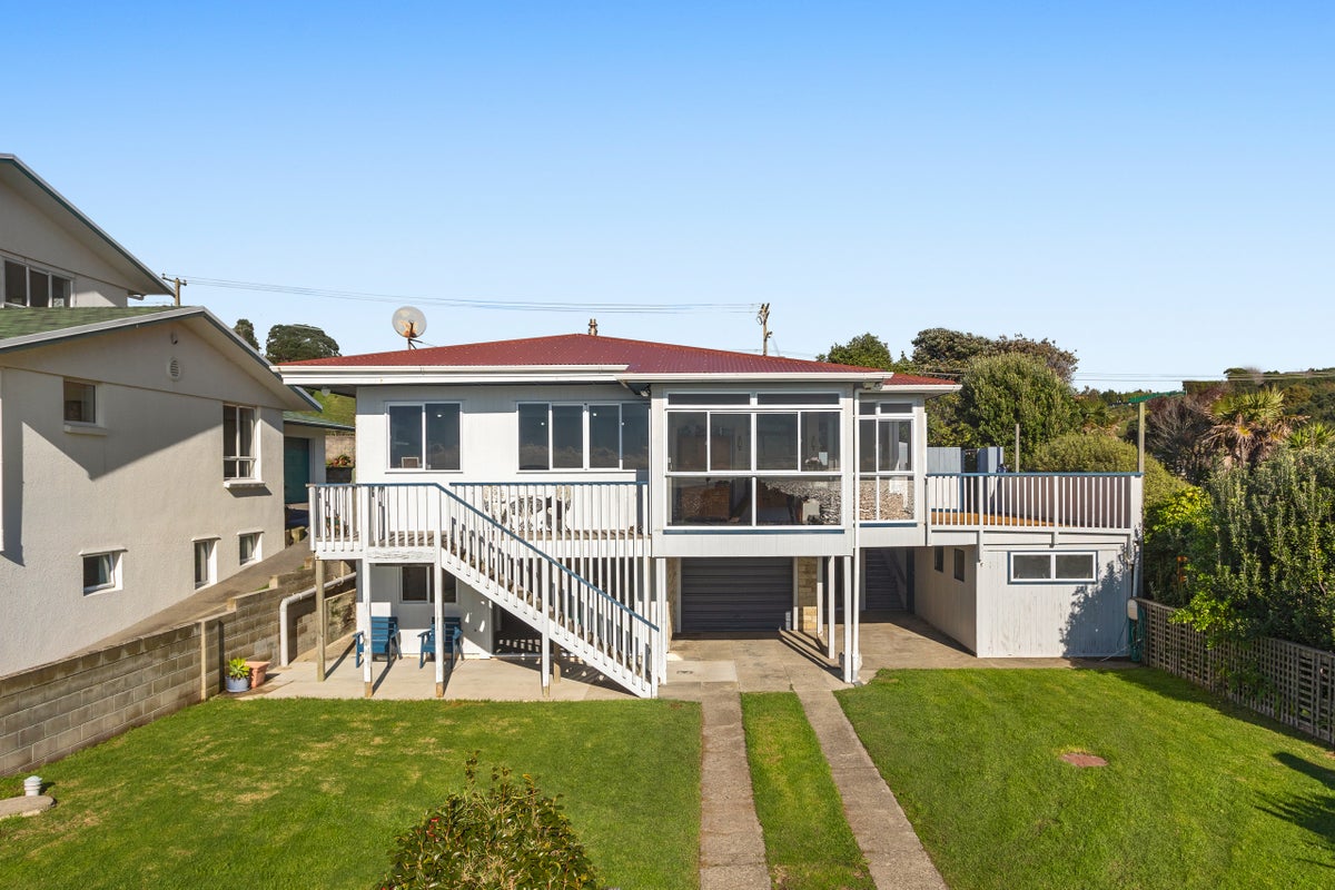 1246 State Highway 2, Waiotahe, Opotiki - Carousel 2