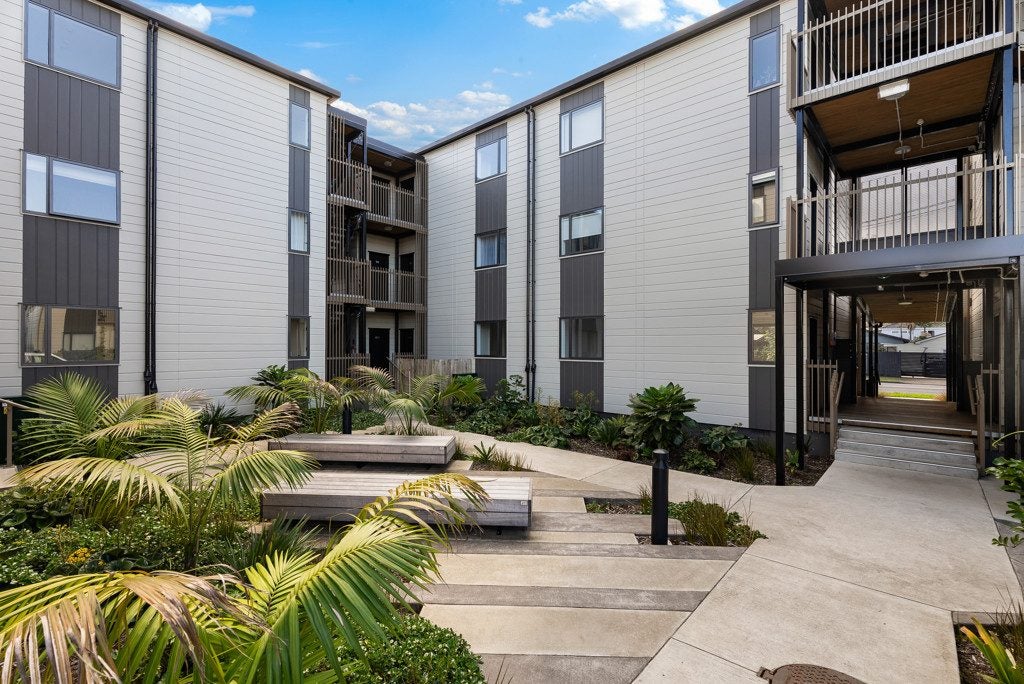 210/71 Hendon Avenue, Mount Albert, Auckland - Carousel 14