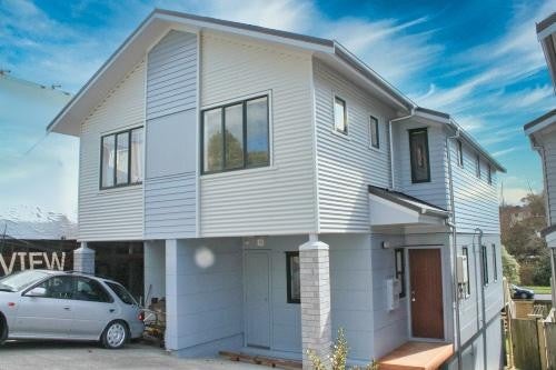 2826/10 John Jennings Drive, Oteha, Auckland - Carousel 1