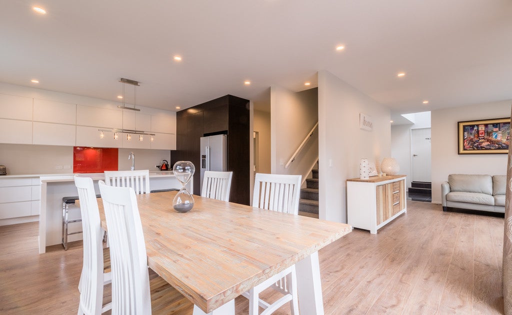 20E Konini Road, Titirangi, Auckland - Carousel 1