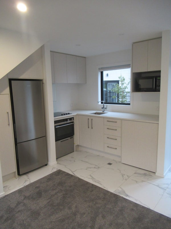 3/4 Collingwood Street, Waterloo, Lower Hutt - Carousel 2