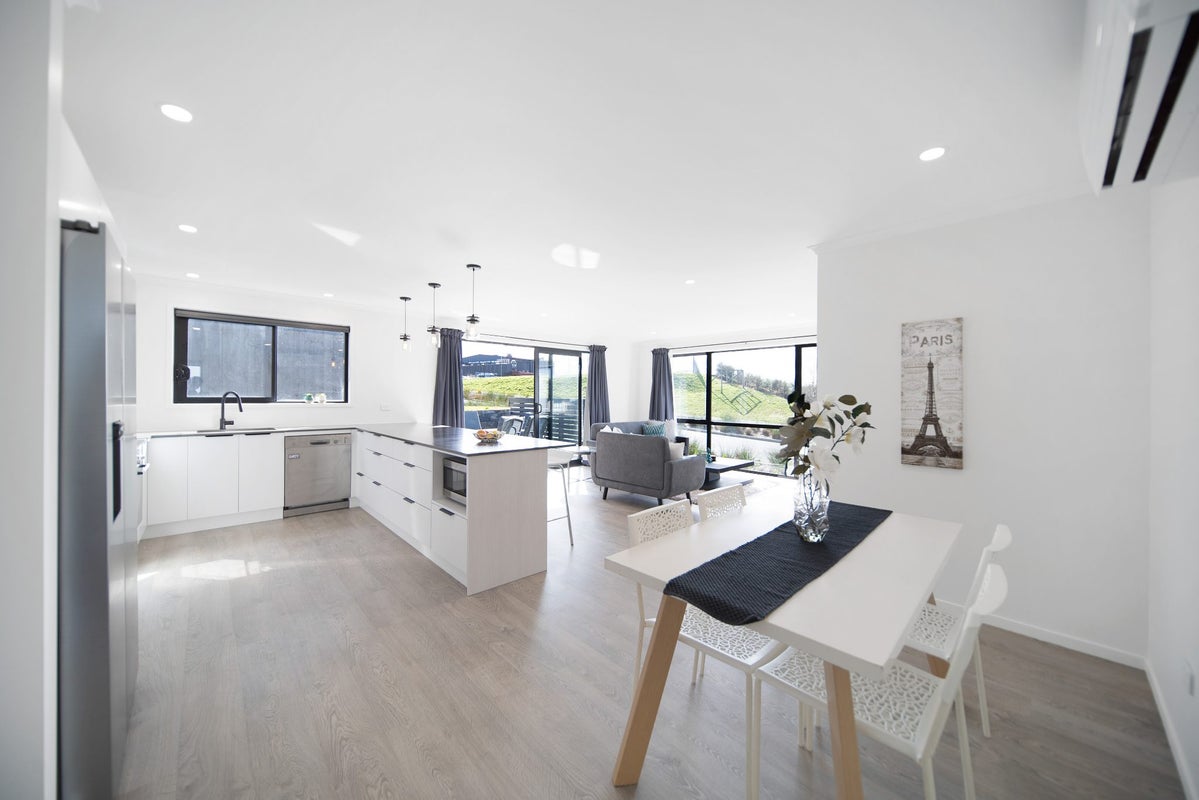 39 Jonah Lomu Drive, Karaka, Papakura - Carousel 2