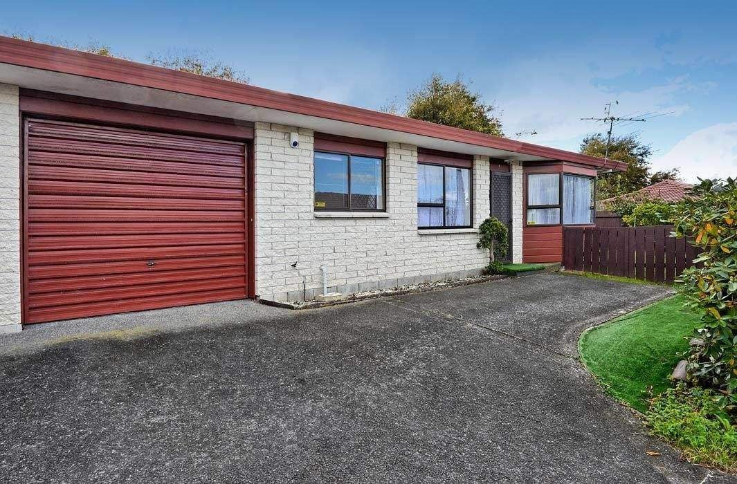 5/54 Nikau Street, New Lynn, Auckland - Carousel 1