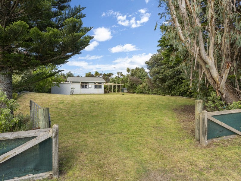 8 Sand Dune Grove, Waikawa Beach, Manakau - Carousel 2