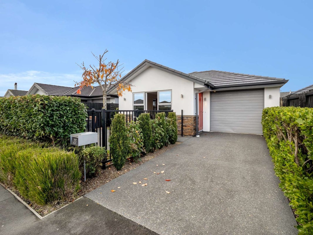 23 Packard Crescent, Halswell, Christchurch - Carousel 1