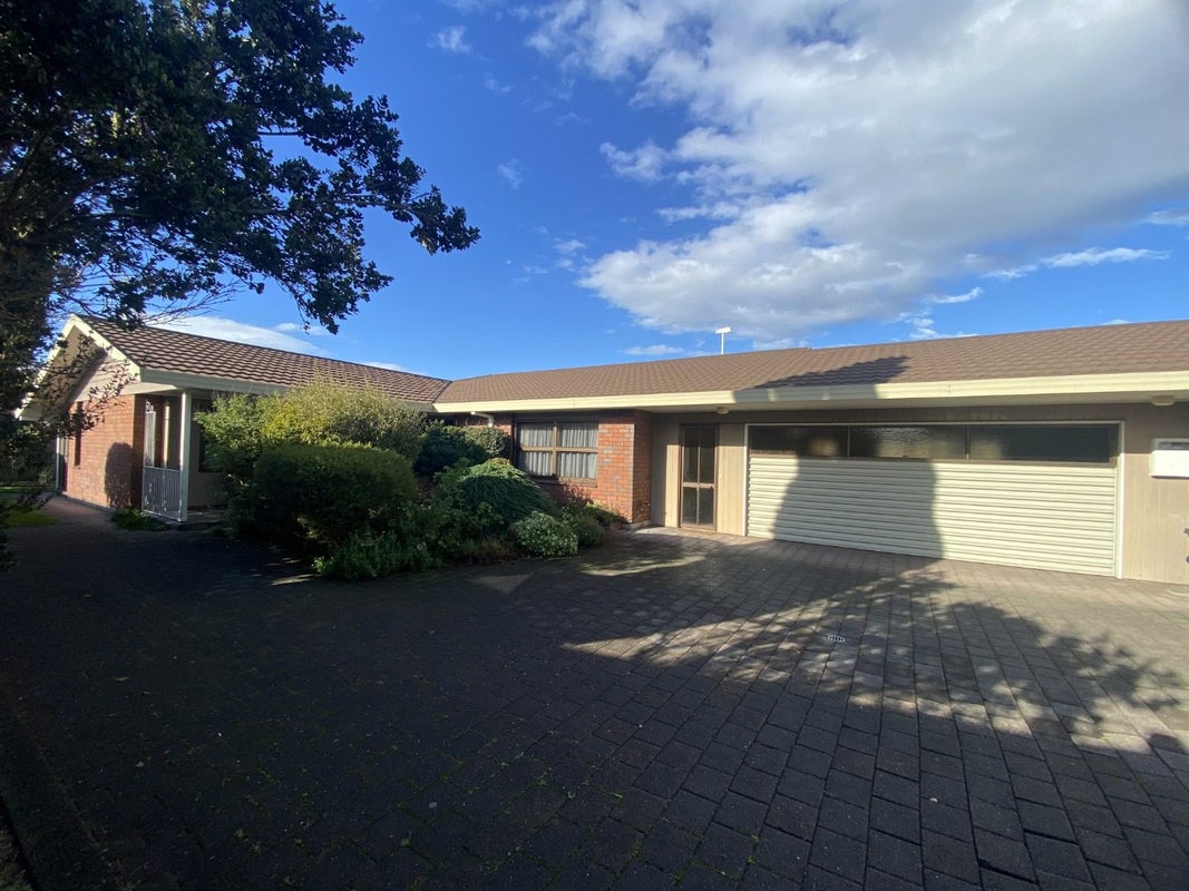 2/307 Ikanui Road, Frimley, Hastings - Carousel 1