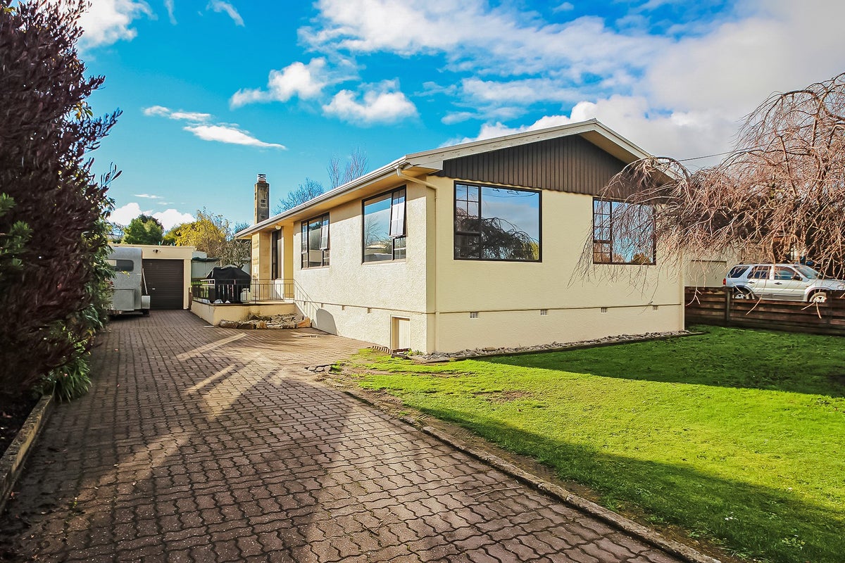 29 Argyle Street, Weston, Oamaru - Carousel 1