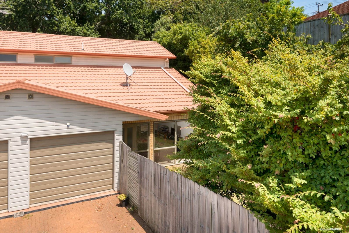 26/55 Verbena Road, Birkdale, Auckland - Carousel 2