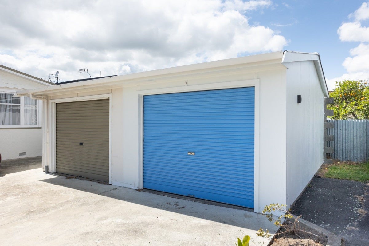 1 Kiwi Court, Roslyn, Palmerston North - Carousel 19