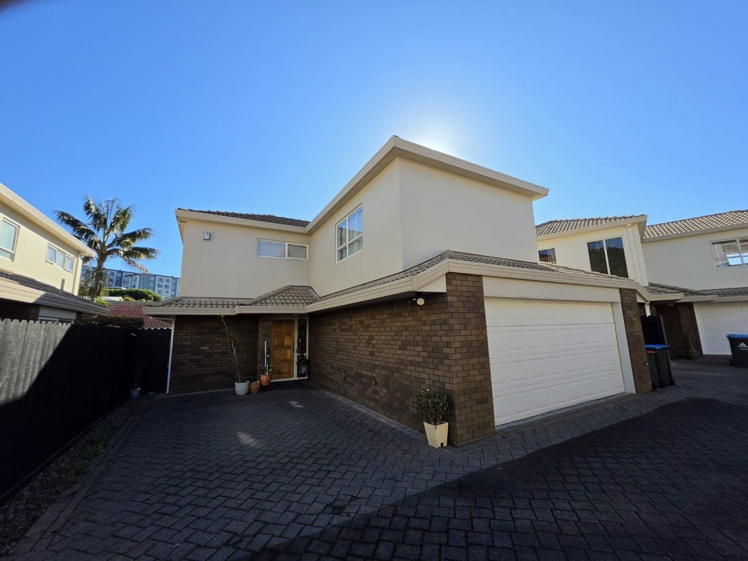 28B Hillsborough Road, Hillsborough, Auckland - Carousel 1