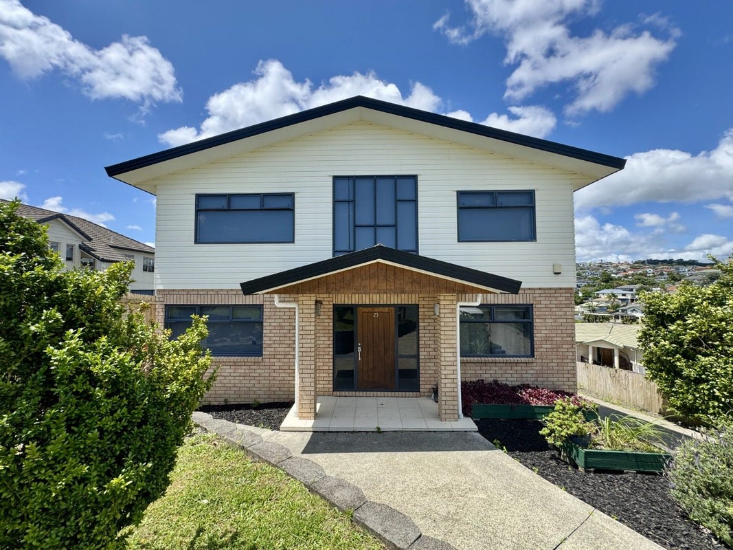 25 Chieftain Rise, Goodwood Heights, Auckland - Carousel 1