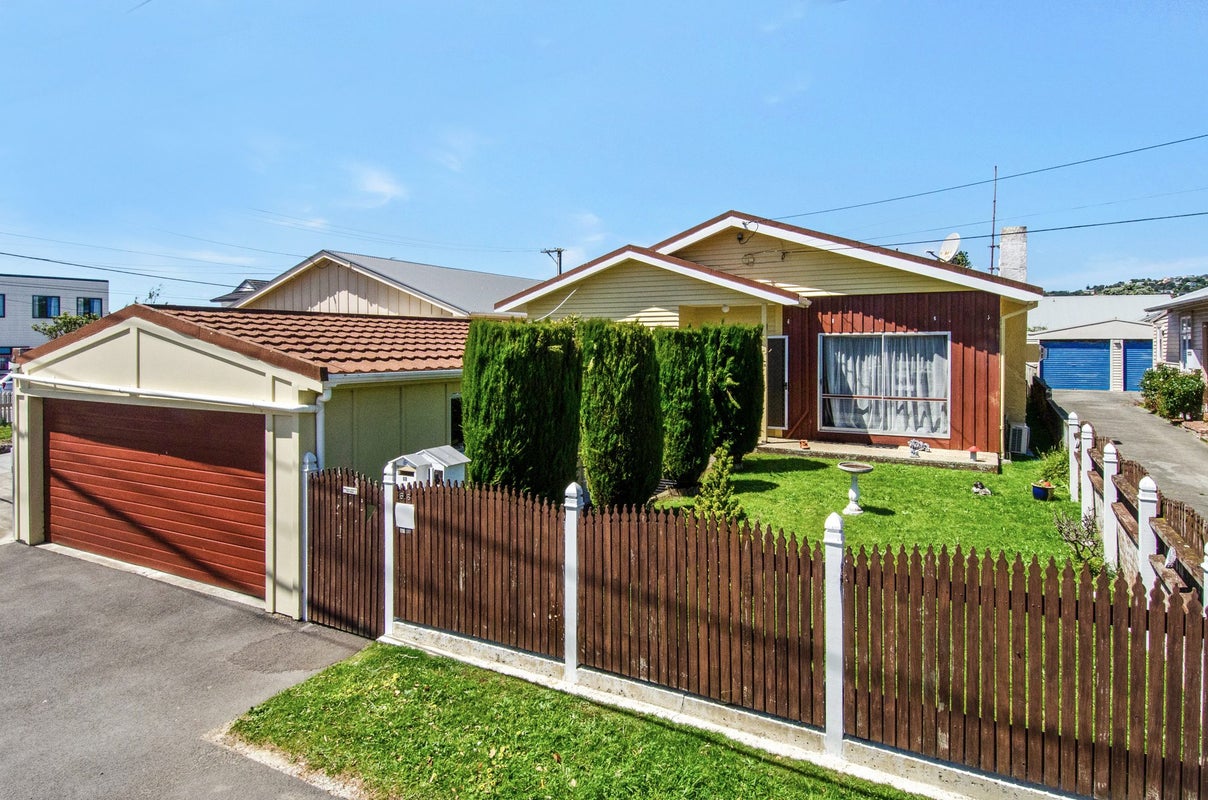 68 Kauri Street, Miramar, Wellington - Carousel 1