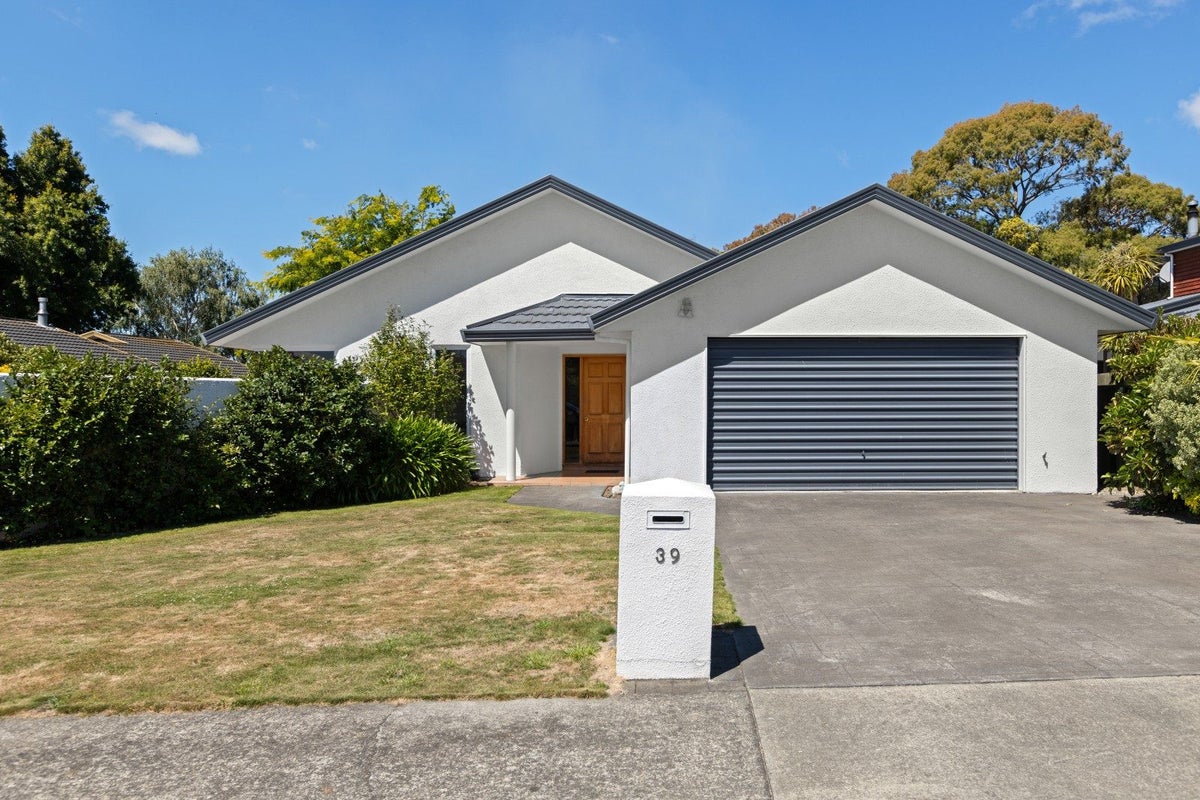 39 Brooklyn Drive, Redwoodtown, Blenheim - Carousel 1