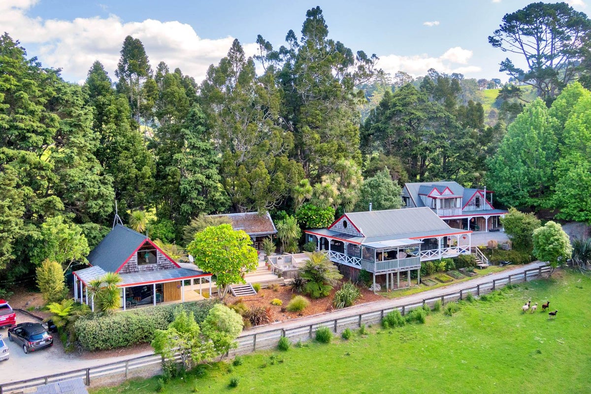 35 Fiddlers Hill Road, Puhoi, Warkworth - Carousel 1