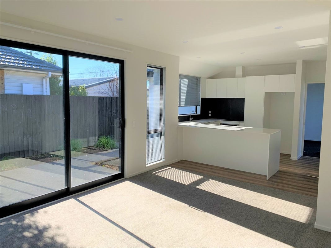 2/7 Yale Street, Spreydon, Christchurch - Carousel 2