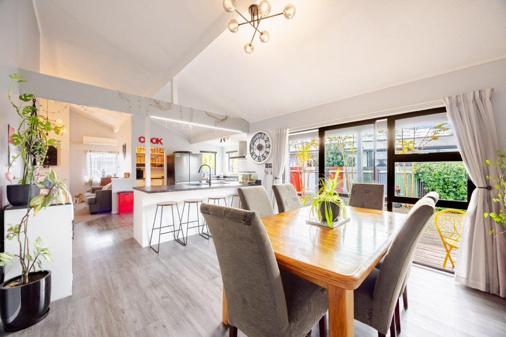 402 Park Road South, Akina, Hastings - Carousel 2