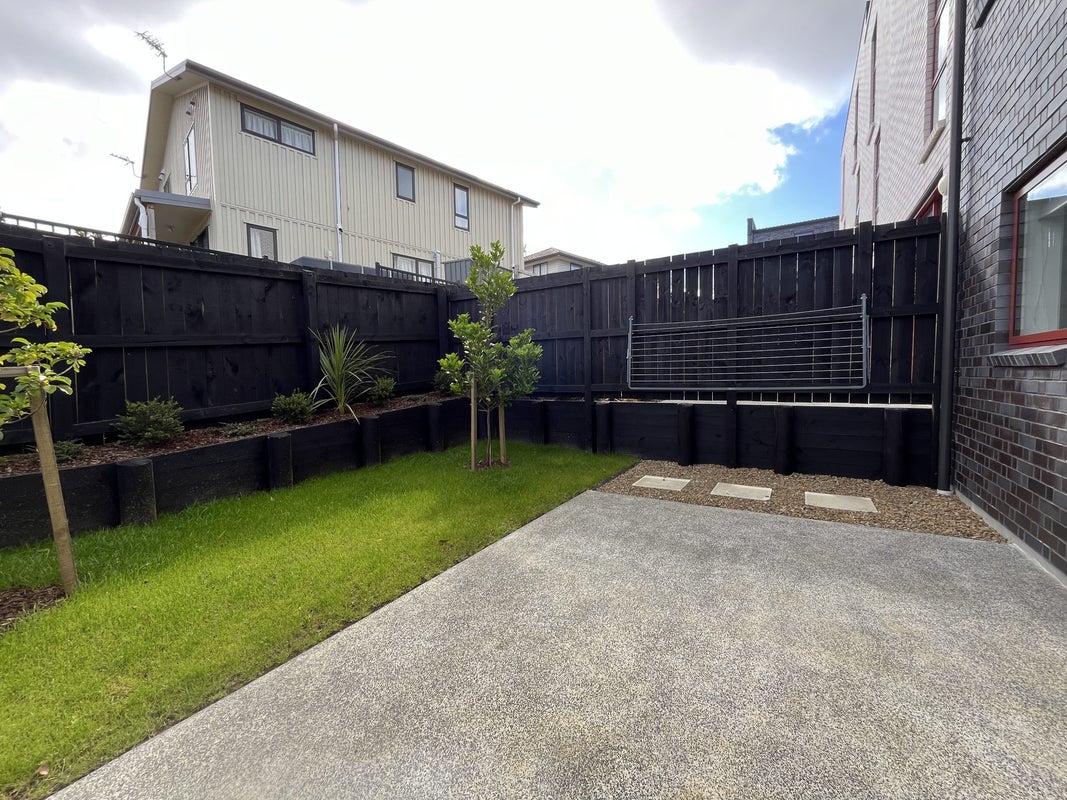 10 Maea Lane, Mount Roskill, Auckland - Carousel 2