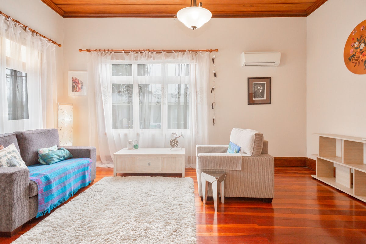 37 Irvine Street, Frankton, Hamilton - Carousel 1