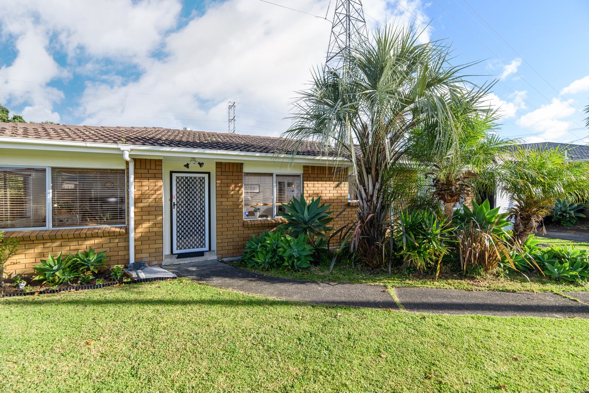 1 Margate Road, Blockhouse Bay, Auckland - Carousel 1