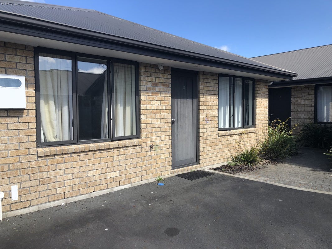 4B Ford Street, Hamilton East, Hamilton - Carousel 1