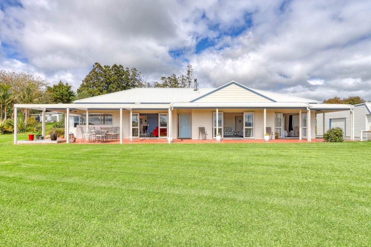 128 Settlement Road, Kaiwaka, Kaiwaka - Carousel 1