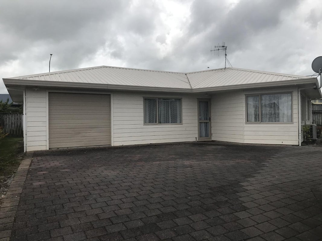 17 The Grove, Nukuhau, Taupo - Carousel 1