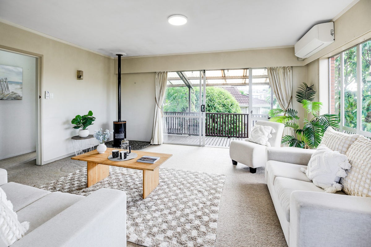 42 Glamis Avenue, Dinsdale, Hamilton - Carousel 2