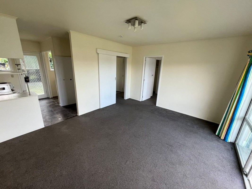 7/12 Reagan Road, Papatoetoe, Auckland - Carousel 2