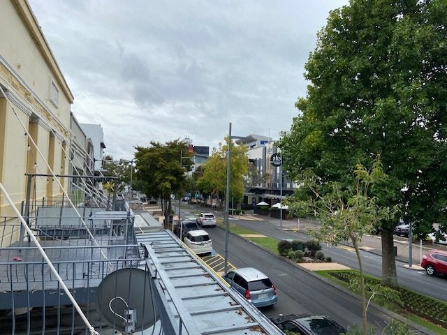 1/313C Victoria Street, Hamilton Central, Hamilton - Carousel 13
