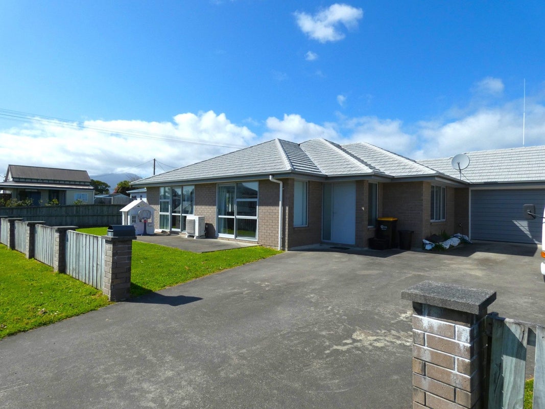 28 Fonblanque Street, Westport, Westport - Carousel 1