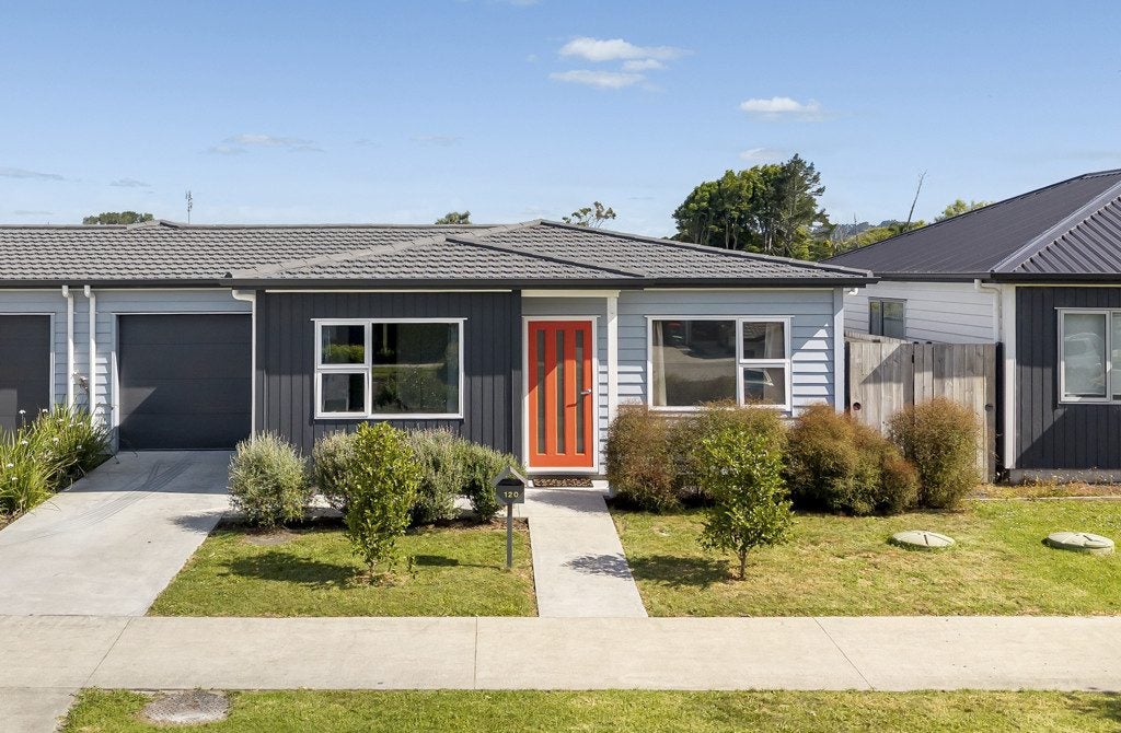 120 Kuaka Drive, Takanini, Auckland - Carousel 1