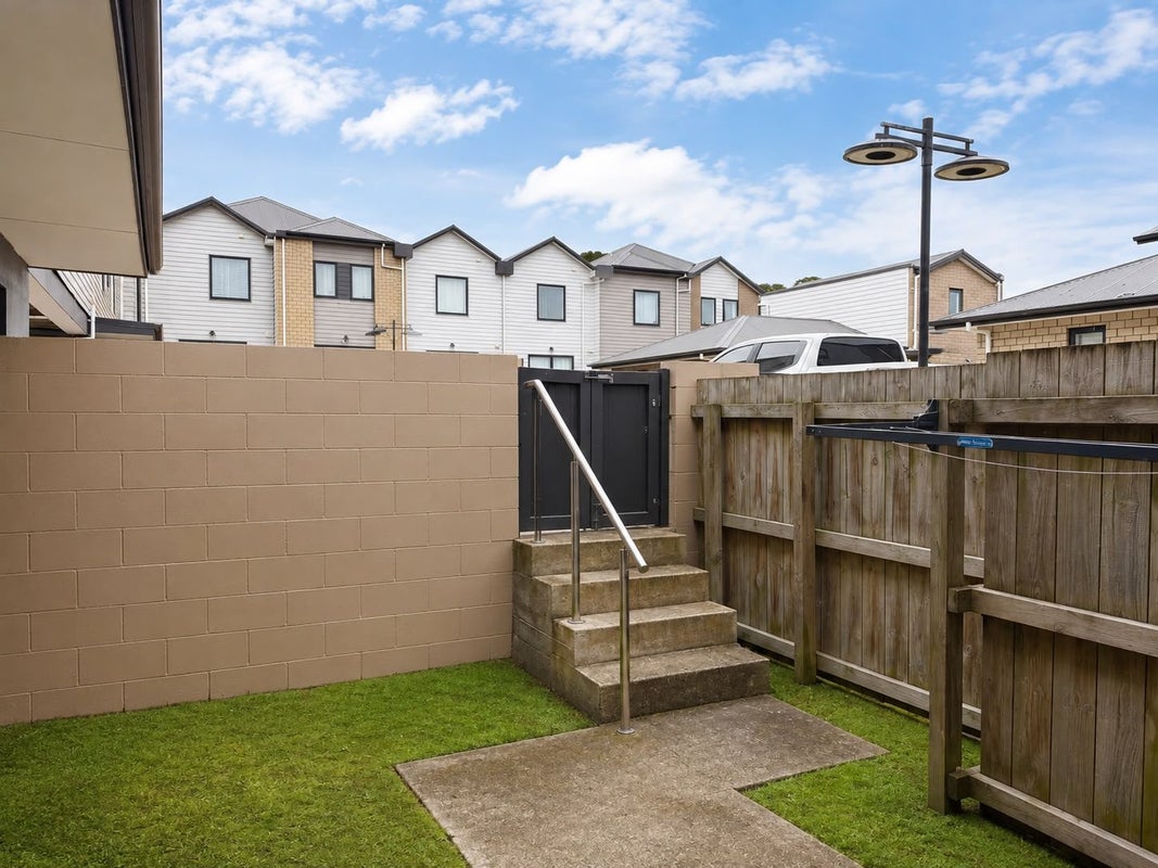 6/5 Wallson Crescent, Wiri, Auckland - Carousel 8