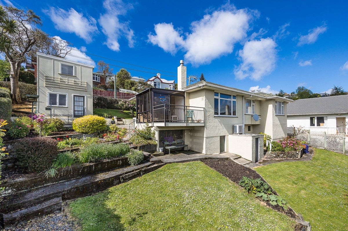 16 Oates Street, Kaikorai, Dunedin - Carousel 1